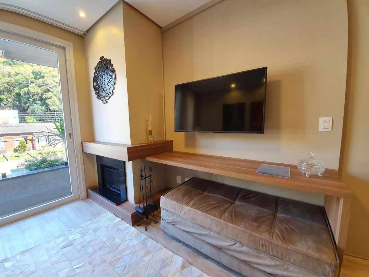Apto Luxo 800M R. Coberta | 2 Suites | Mobiliado Gramado Exteriör bild