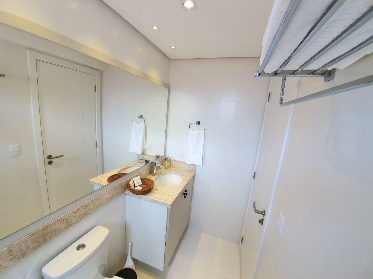 Apto Luxo 800M R. Coberta | 2 Suites | Mobiliado Gramado Exteriör bild